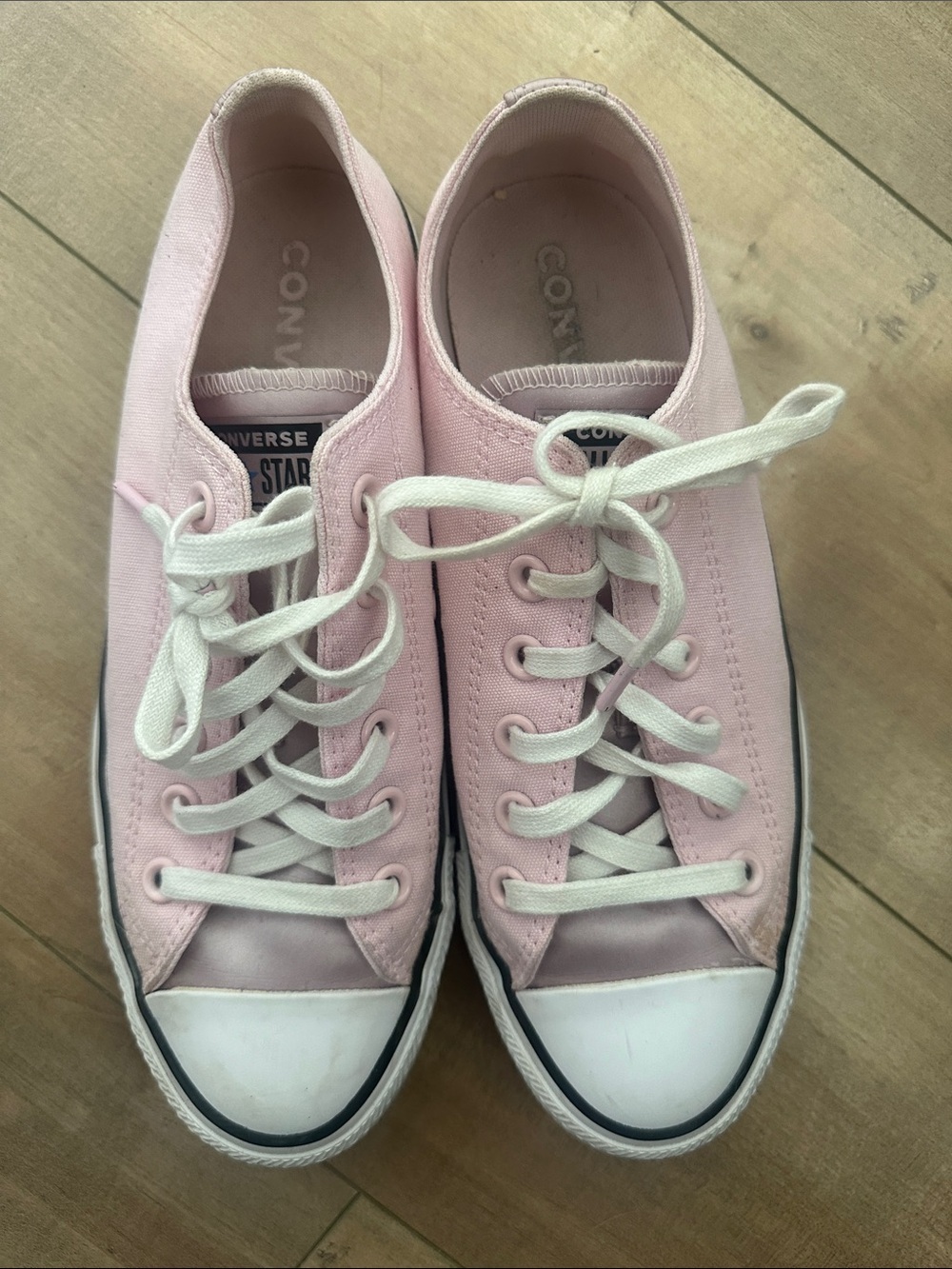 Pink Converse Low Top Unisex Sz 8